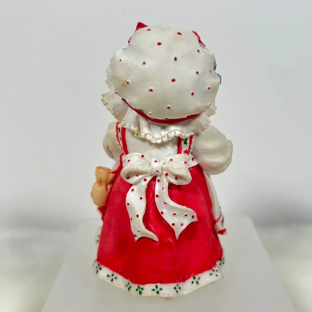 1995 Enesco Cherished Teddies Holly 